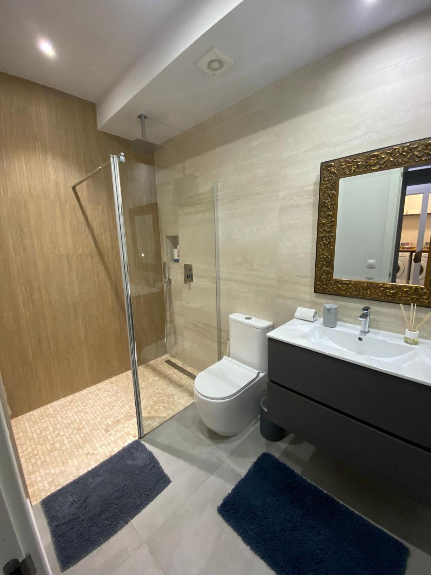 New! Renovated, Centrally Located, Private Entrance, Terrace Διαμέρισμα Βαλένθια Εξωτερικό φωτογραφία