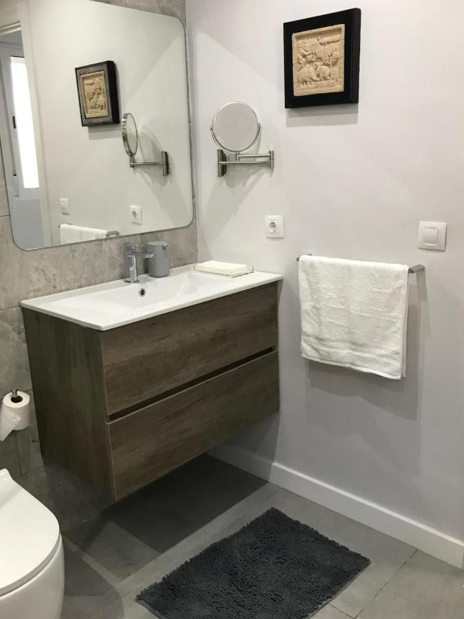 New! Renovated, Centrally Located, Private Entrance, Terrace Διαμέρισμα Βαλένθια Εξωτερικό φωτογραφία